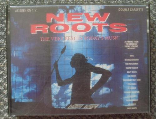 New Roots (2x MC) cassette Los Lobos Pogues Lyle Lovett Enya, Cd's en Dvd's, Cassettebandjes, Origineel, Rock en Metal, 2 t/m 25 bandjes