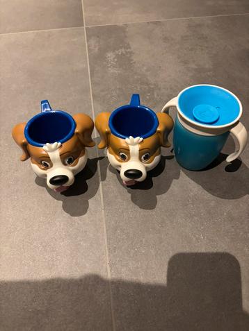 Drinkbekers kind beschikbaar voor biedingen