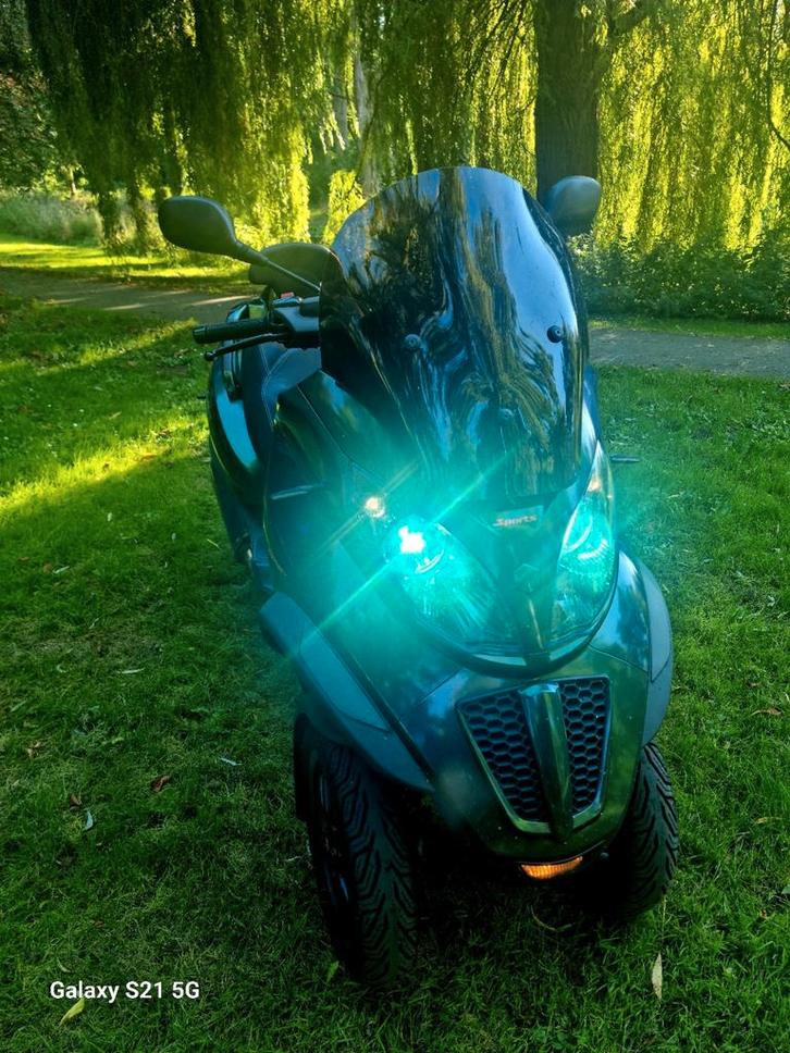 Piaggio MP3 500 cameleon kleur, Fietsen en Brommers, Scooters | Piaggio, Zo goed als nieuw, Overige modellen, Ophalen of Verzenden