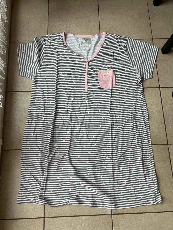Nieuw Grijs gestreept nachthemd Maat 50 / 52 ( XXL ), Kleding | Dames, Grote Maten, Nieuw, Ophalen of Verzenden