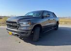 Dodge RAM1500 5.7 HEMI met storing lampje. EXPORT., Auto's, Automaat, Vierwielaandrijving, Particulier, Te koop