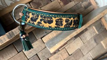 Halsband donkergroen leer cognac panter nappa voering 45-54 beschikbaar voor biedingen