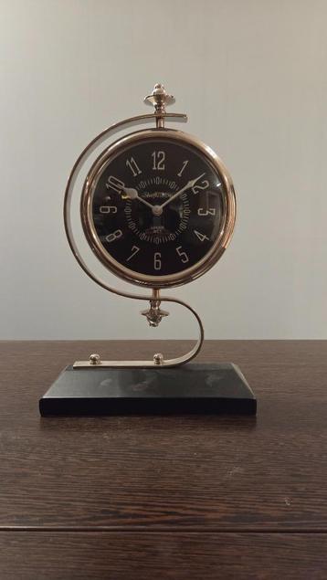 Tafelklok London 36 x 11,5 x 23 cm.  beschikbaar voor biedingen