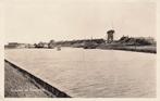 AZ260 Stavenisse zicht op molen Zeeland 1956, Verzamelen, Ansichtkaarten | Nederland, Verzenden, 1940 tot 1960, Gelopen, Zeeland