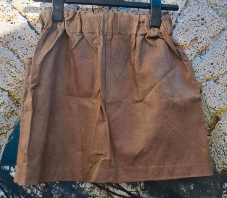 SALE‼️ZARA Basic Bruine Lederlook Rok - XS✨️, Kleding | Dames, Rokken, Zo goed als nieuw, Maat 34 (XS) of kleiner, Bruin, Boven de knie