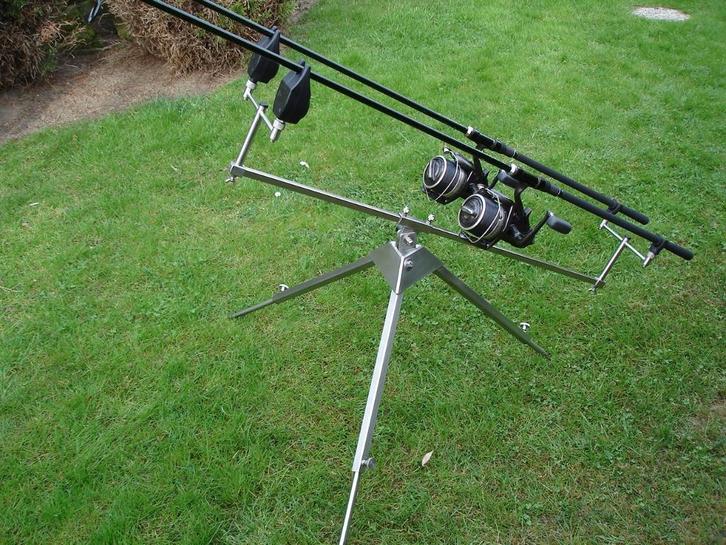 Nieuw rvs compacte tripod rodpod super degelijk en stabiel, Watersport en Boten, Hengelsport | Karpervissen, Nieuw, Overige typen