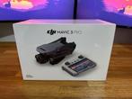DJI Mavic 3 Pro COMBO + RC 2 Controller - Nieuw in Doos!, Ophalen of Verzenden, Nieuw, Drone met camera