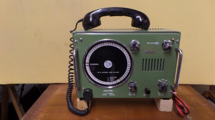 Radiotelefoon, SAILOR. (#8376), RT144, vintage, Watersport en Boten, Navigatiemiddelen en Scheepselektronica, Gebruikt, Communicatie