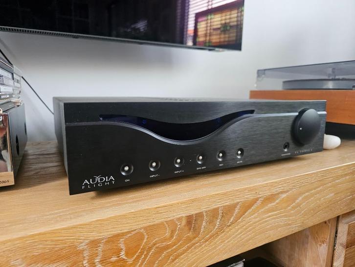 Audia Flight FL Three S, Audio, Tv en Foto, Versterkers en Receivers, Zo goed als nieuw, Stereo, 120 watt of meer, Overige merken