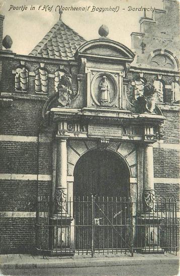 (701-044-043) Dordrecht Poortje in t Hof beschikbaar voor biedingen