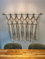 Handgemaakt Wandkleed - Uniek Design in Bruin, Creme & Wit, Huis en Inrichting, Ophalen, Nieuw