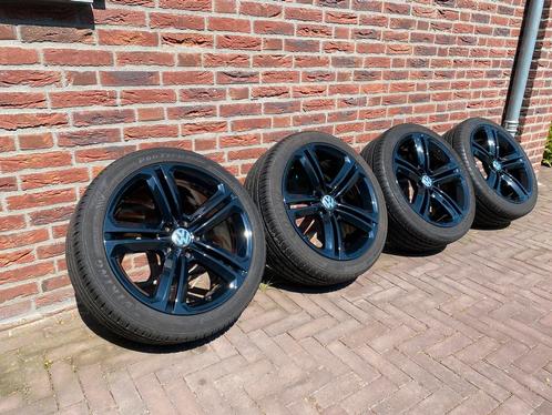Originele 18 inch Volkswagen Mallory velgen  NIEUWSTAAT!, Auto-onderdelen, Banden en Velgen, Velg(en), Zomerbanden, 18 inch, 235 mm