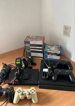 Playstation 4 Slim + Playstation 2 Slim met controllers, Spelcomputers en Games, Verzenden, Zo goed als nieuw, Met 2 controllers