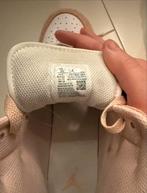 Nike Jordan Schoenen Maat 40, Kleding | Dames, Schoenen, Verzenden, Zo goed als nieuw, Beige, Sneakers of Gympen