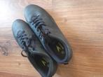 Voetbal schoenen mt 38, Maat XS of kleiner, Ophalen of Verzenden, Zo goed als nieuw, Schoenen