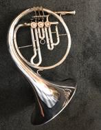 Schenkelaars Hoorn, Muziek en Instrumenten, Ophalen of Verzenden, Gebruikt, Althoorn of Eshoorn, Met koffer