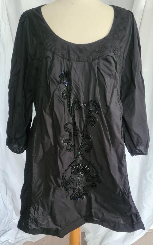 Bloes zwart, maat 44. Amper gedragen, Kleding | Dames, Blouses en Tunieken, Gedragen, Maat 42/44 (L), Zwart, Verzenden