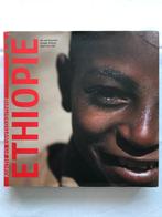 Jos van Beurden: Ethiopië kracht en kwetsbaarheid, Boeken, Gelezen, Ophalen of Verzenden, Jos van Beurden (fotograaf) e.a., Overige onderwerpen