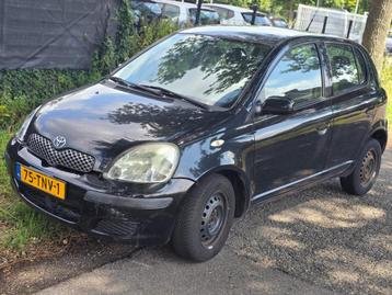 Toyota Yaris 1.0 VVT-i Idols GEEN AIRCO beschikbaar voor biedingen