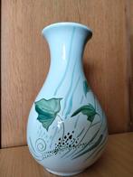 Groen bladeren vaas, Huis en Inrichting, Woonaccessoires | Vazen, Ophalen of Verzenden, Minder dan 50 cm, Groen, Glas