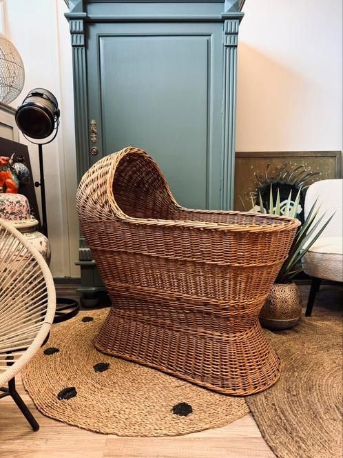 Rotan wieg ledikant babybedje webbing vintage riet boho, Kinderen en Baby's, Babywiegjes en Ledikanten, Ophalen