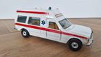 Corgi Mercedes Ambulance, Hobby en Vrije tijd, Modelauto's | 1:43, Ophalen of Verzenden, Zo goed als nieuw, Auto, Corgi
