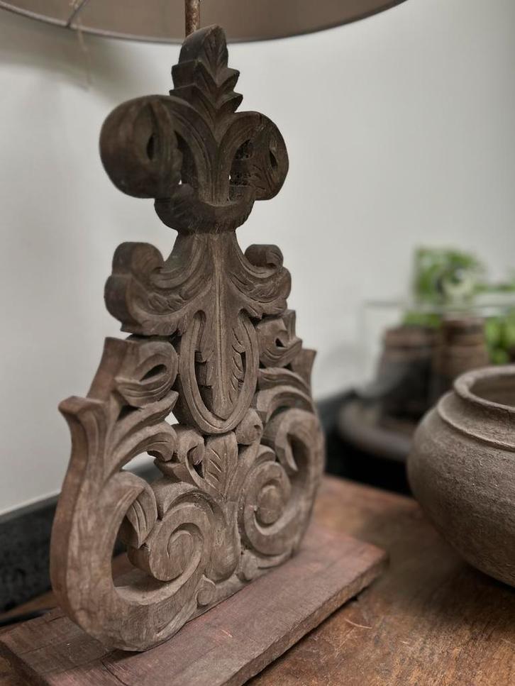 Lampenvoet oud hergebruikt hout India oosters sober sleets, Huis en Inrichting, Lampen | Tafellampen, Ophalen of Verzenden