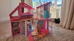 Barbie huis malibu villa met meubels, Ophalen, Zo goed als nieuw, Poppenhuis