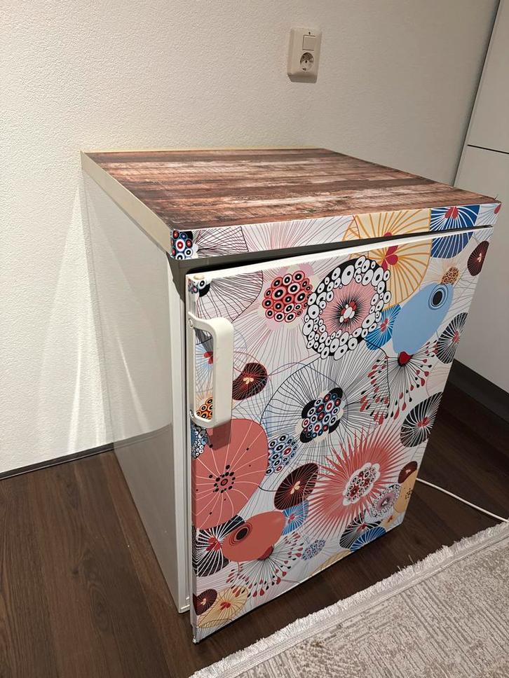 Miele Koelkast - Uniek Design!, Witgoed en Apparatuur, Koelkasten en IJskasten, Gebruikt, Met vriesvak, 100 tot 150 liter, 85 tot 120 cm