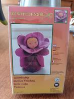 Viooltje – De Witte Engel tafelpopje van vilt, nieuw in doos, Hobby en Vrije tijd, Vilt, Ophalen, Nieuw, Figuurtje(s), Wolvilt