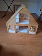 Houten poppenhuis met inhoud, Kinderen en Baby's, Speelgoed | Poppenhuizen, Ophalen, Gebruikt, Poppenhuis