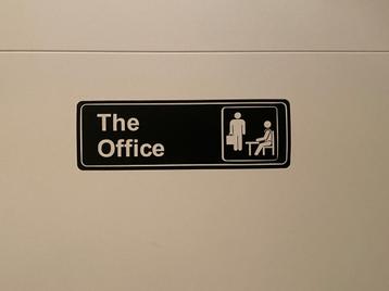 The Office sticker beschikbaar voor biedingen