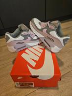 Nike Air Max 90 - Nieuw in doos - Maat 36, Nike, Nieuw, Ophalen of Verzenden, Sneakers of Gympen