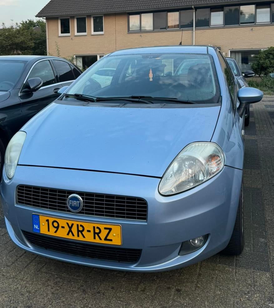Nette Fiat Punto 1.4 SEMI-AUTOMAAT- 3DR AUT 2007 Blauw, Auto's, Fiat, 40 €/maand, 4 cilinders, Origineel Nederlands, 1000 kg