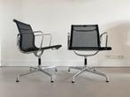 6x vitra eames ea108 netweave stoelen chroom, Vitra, Zwart, Ophalen of Verzenden, Zo goed als nieuw