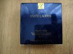 Stay-in-Place Matte Powder Foundation, Ophalen of Verzenden, Nieuw, Overige typen