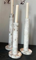 Mooie zware travertin marmer look Beige kaarsenstandaard, Huis en Inrichting, Overige materialen, 25 tot 50 cm, Beige, Nieuw
