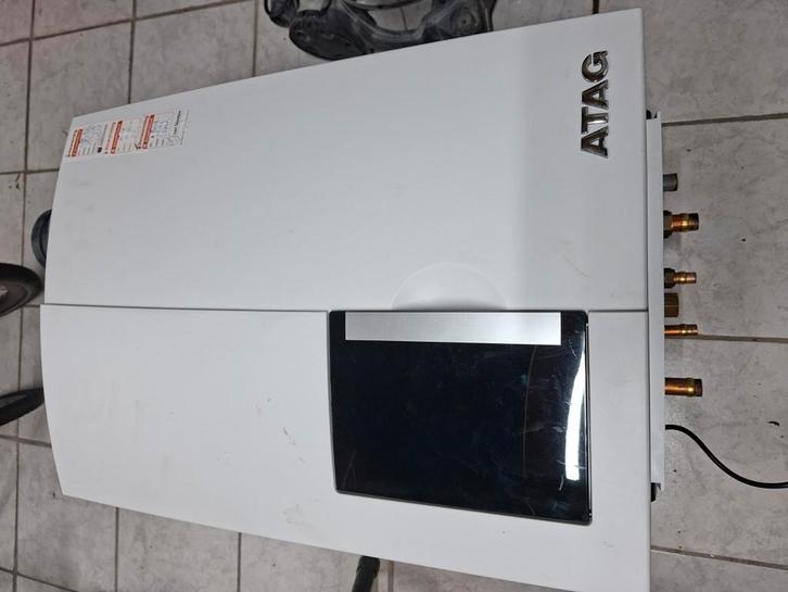 Atag E325CE CV-ketel (2015) incl. Thermostaat en toebehoren, Doe-het-zelf en Verbouw, Verwarming en Radiatoren, Zo goed als nieuw