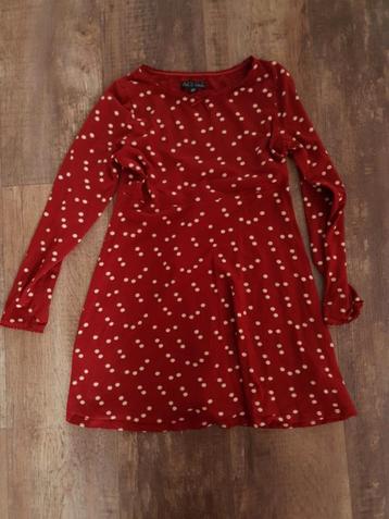 Rode jurk van Petit Louie  beschikbaar voor biedingen