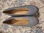 Gabor lichtblauwe pump, sleehak 39 bijna nieuw, Pumps, Blauw, Gabor, Ophalen of Verzenden
