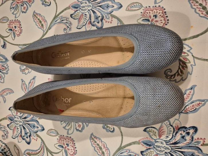 Gabor lichtblauwe pump, sleehak 39 bijna nieuw, Kleding | Dames, Schoenen, Zo goed als nieuw, Pumps, Blauw, Ophalen of Verzenden