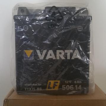 Accu Vespa Varta scooteraccu beschikbaar voor biedingen
