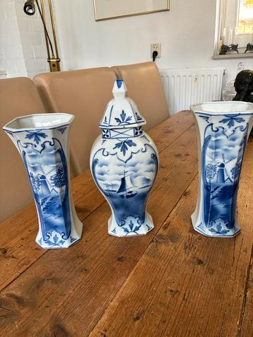 Delfts Blauw Decoratieve Set beschikbaar voor biedingen