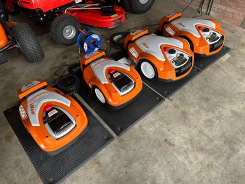 Gebruikte Stihl robotmaaiers: RMI 422.0 PC/RMI 632C/RMI 632P beschikbaar voor biedingen