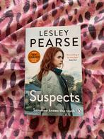 Suspects geschreven door Lesley Pearse, Boeken, Taal | Engels, Nieuw, Lesley Pearse, Fictie, Ophalen of Verzenden