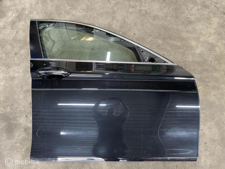 Portier rechtsvoor BMW 5-serie Touring F11  41009628754, Auto-onderdelen, Carrosserie en Plaatwerk, Deur, Voor, Rechts, Gebruikt
