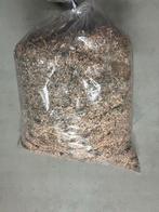 3 zakken zaagsel, Ophalen, Boomschors