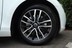 Volvo V40 1.5 T2 Nordic+, Euro 6, 4 cilinders, Leder en Stof, Origineel Nederlands