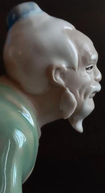 Chinees keramiek geglazuurd figuur Nr. 2 beschikbaar voor biedingen