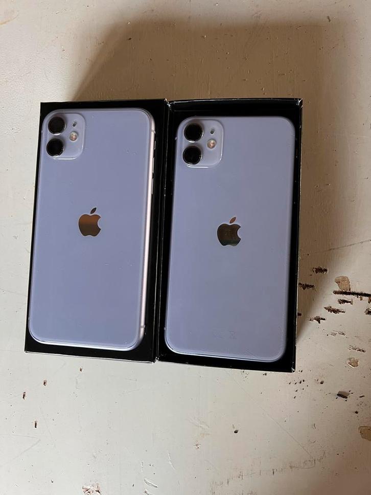 2x iPhone 11 64GB Paars, Telecommunicatie, Mobiele telefoons | Apple iPhone, Zo goed als nieuw, 64 GB, Zonder abonnement, Zonder simlock